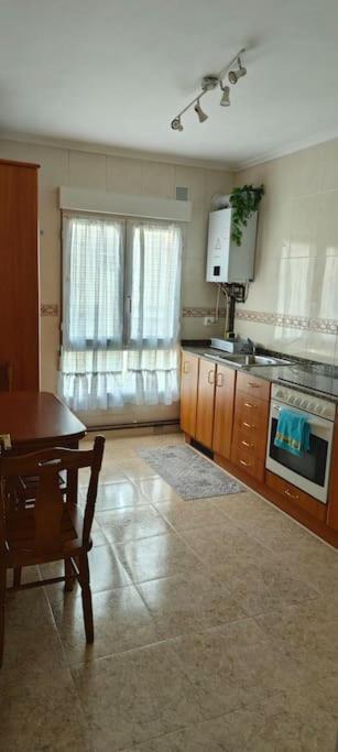 Kuma Vut5324as Apartamento *